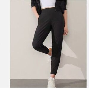 Athleta Brooklyn Jogger black easy pull on travel athleisure pant